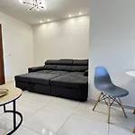 Unique Suite 2 , One Bedroom City Apartment