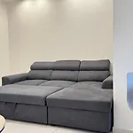Unique Suite 2 , One Bedroom City Apartment