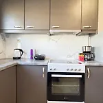 Unique Suite 2 , One Bedroom City Apartment